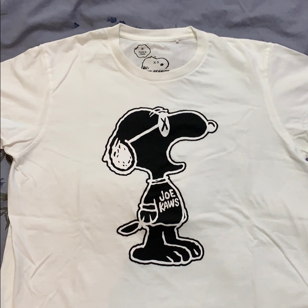Uniqlo Kaws Peanuts T-shirt